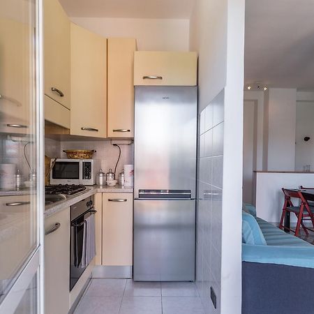 Linate Airport Apartment Мілан Екстер'єр фото