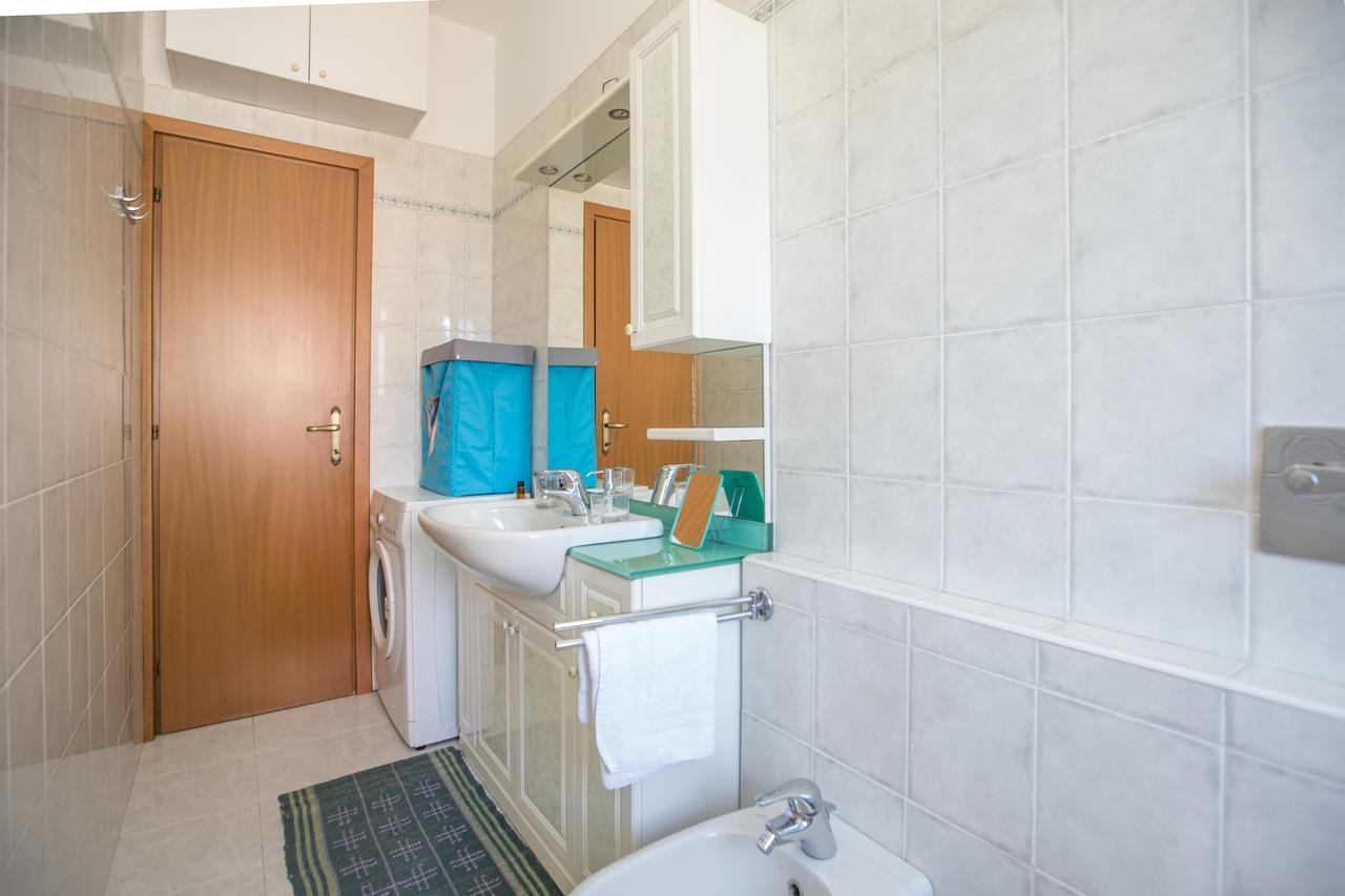 Linate Airport Apartment Мілан Екстер'єр фото