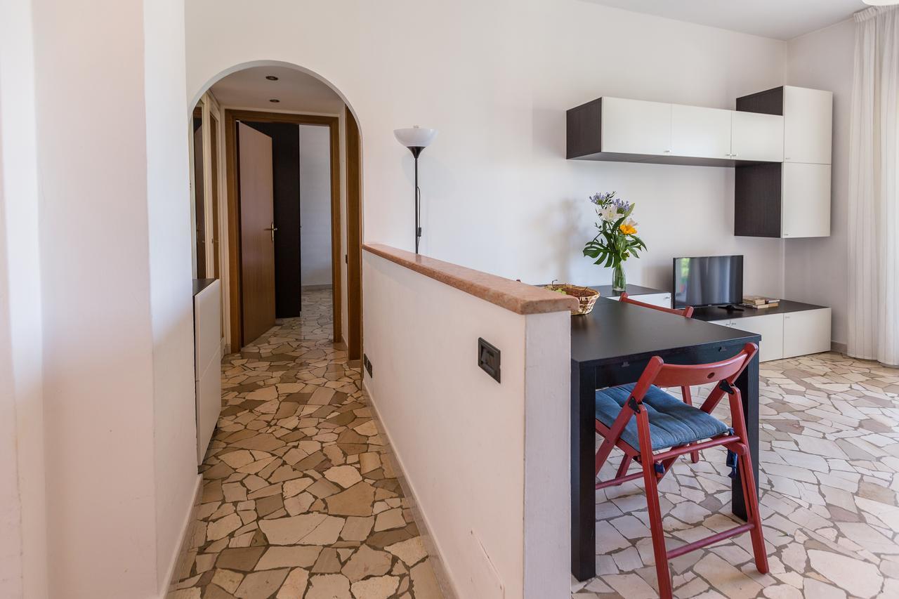 Linate Airport Apartment Мілан Екстер'єр фото