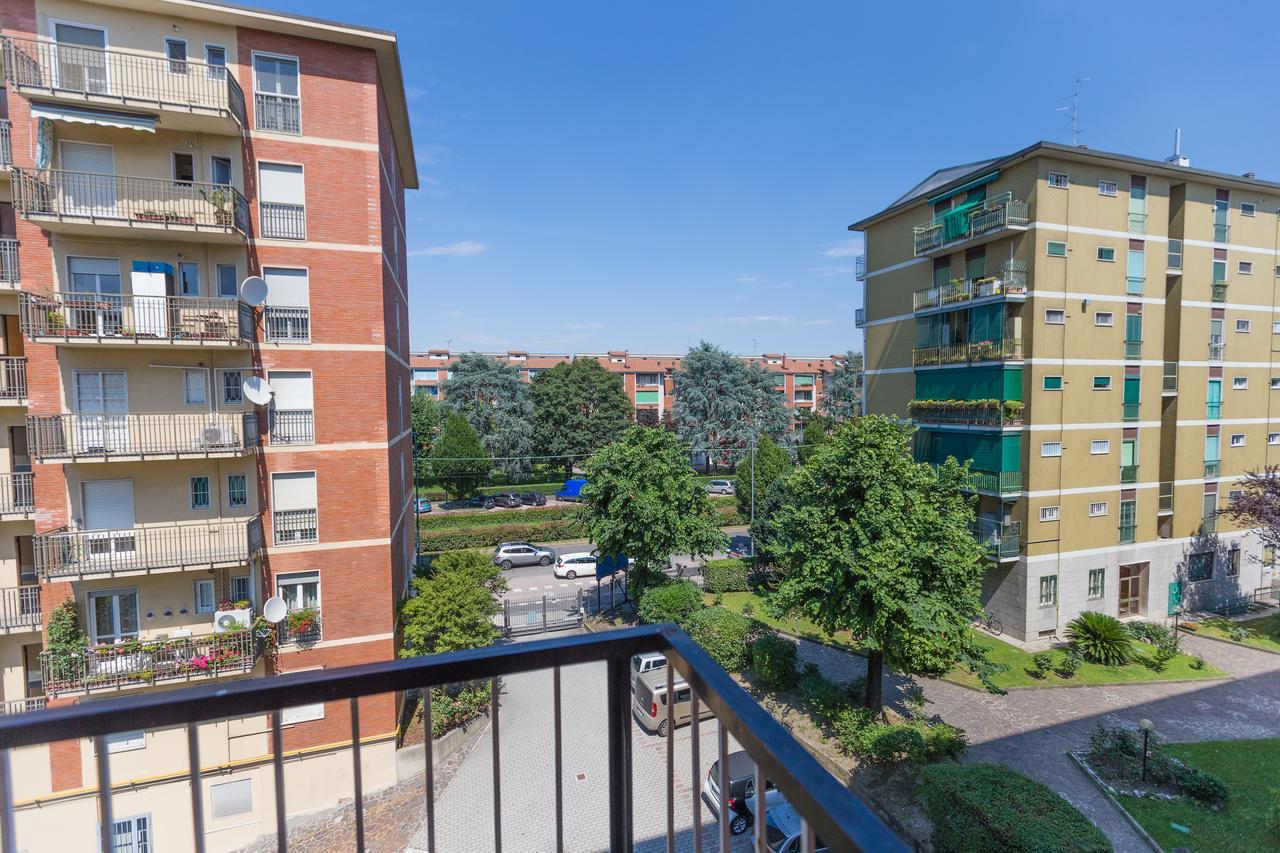 Linate Airport Apartment Мілан Екстер'єр фото