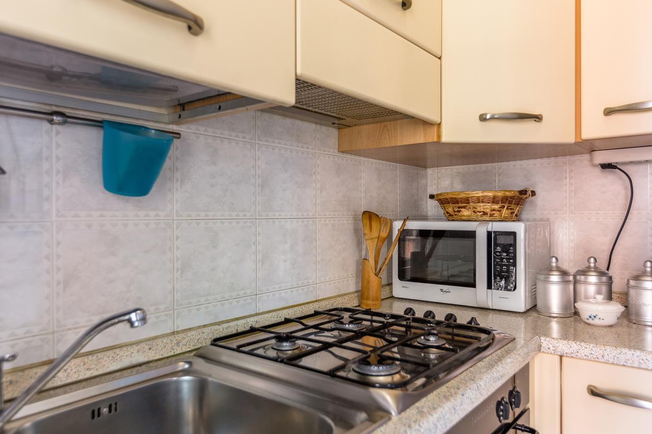 Linate Airport Apartment Мілан Екстер'єр фото