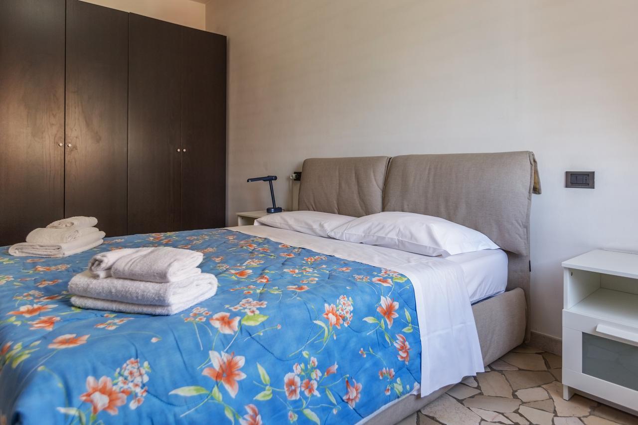 Linate Airport Apartment Мілан Екстер'єр фото