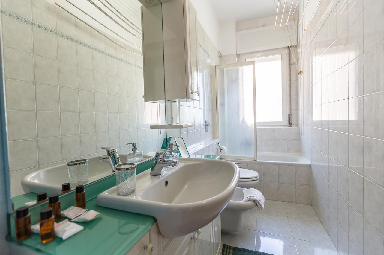 Linate Airport Apartment Мілан Екстер'єр фото